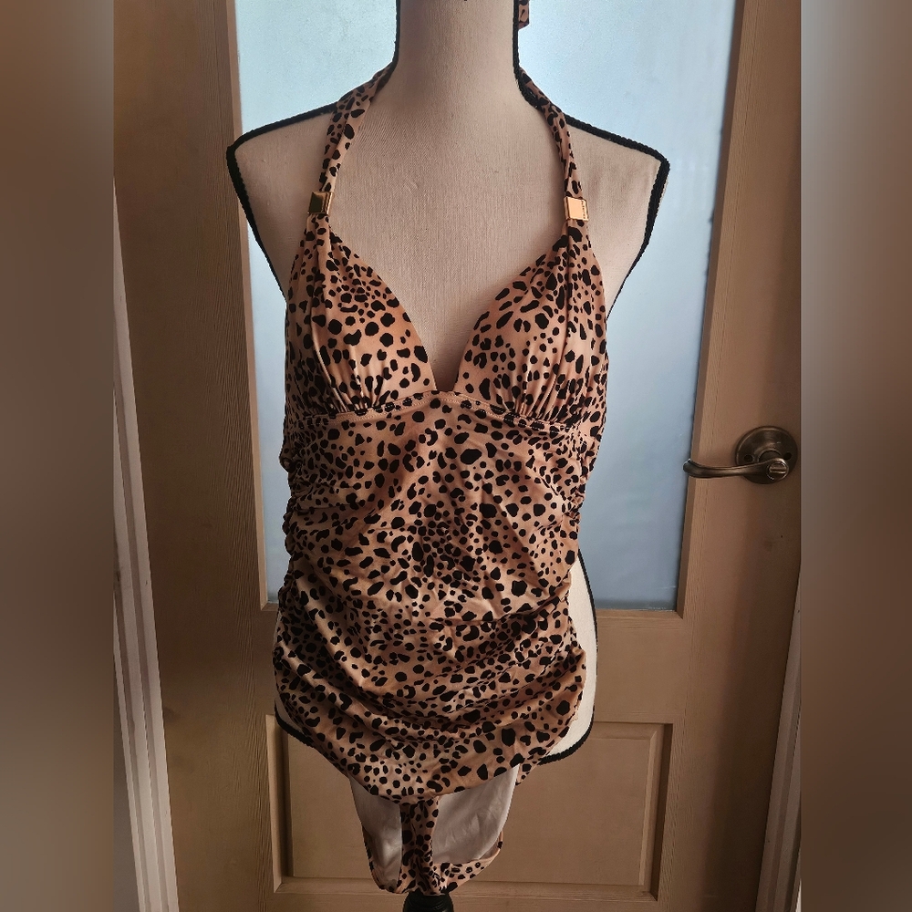 Victoria Secret Miraclesuit swimsuit bathing suit